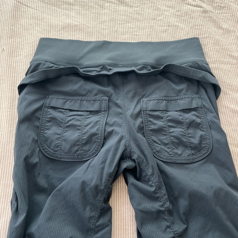 Lululemon dance studio pant grey size 6 - Picture 7 of 8